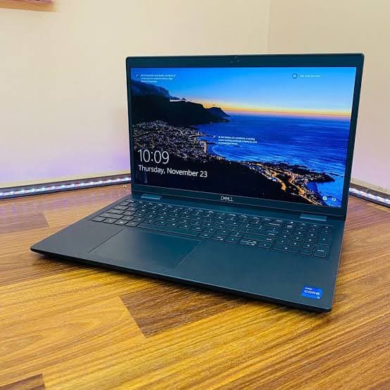 LAPTOP I5-1135G7 DELL LATITUDE 3520